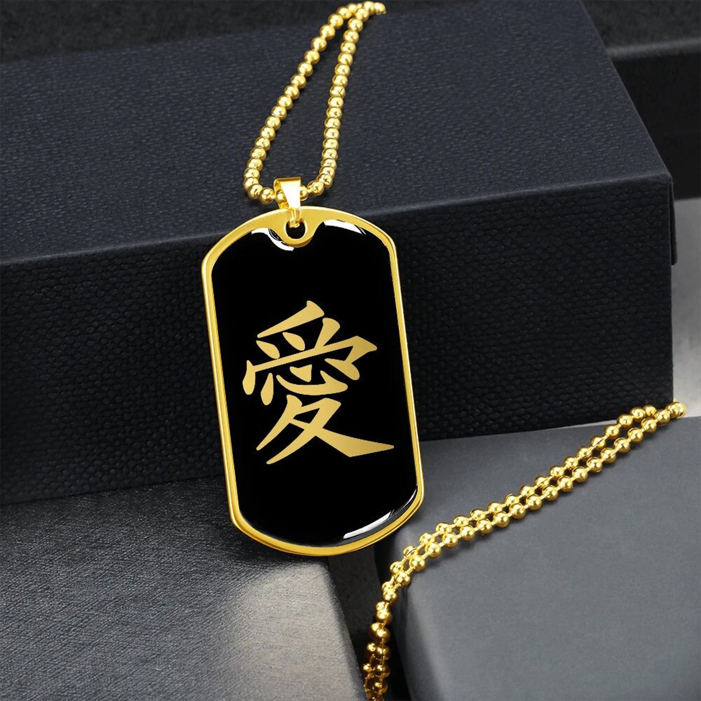 Halskette mit Kanji-Medaillon (Japanisch)