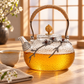 Japanische Glas-Teekanne Ume – 930 ml
